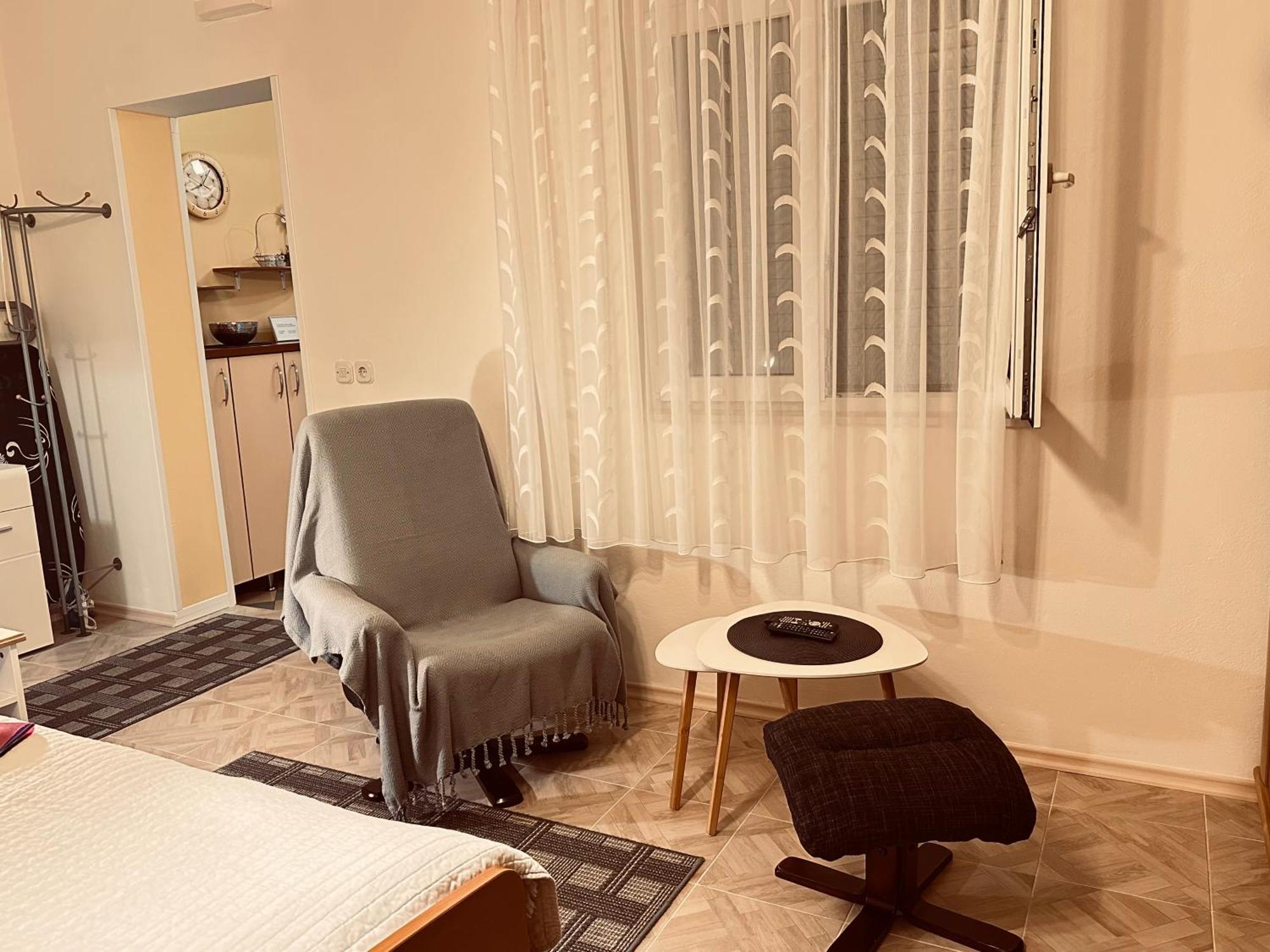 Apartments - Rooms VESNA Primošten Buitenkant foto