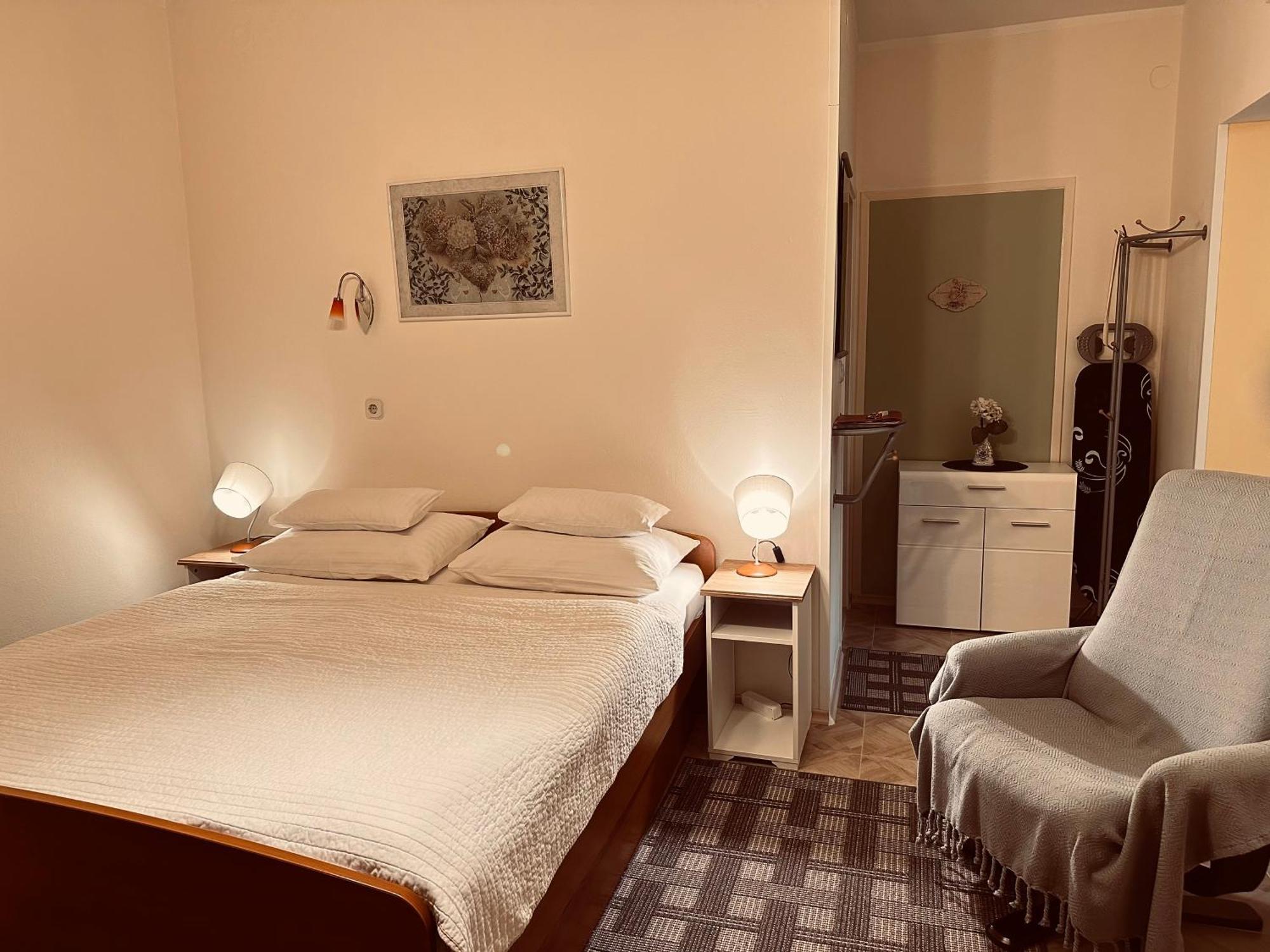 Apartments - Rooms VESNA Primošten Buitenkant foto