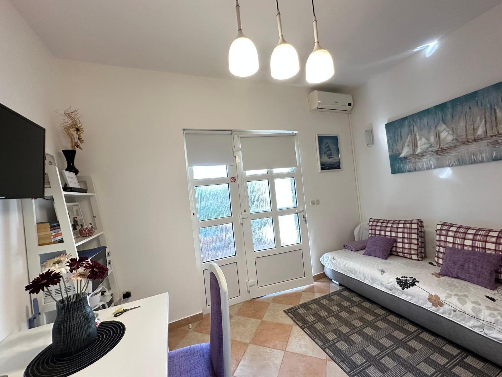 Apartments - Rooms VESNA Primošten Buitenkant foto